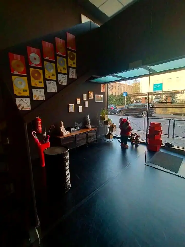 Nave industrial en venta en Zaragoza, El Pinar - San León - Las Viñas
