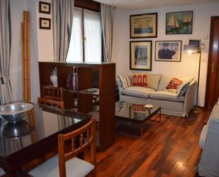 Living room of Flat to rent in Santander  with Heating, Parquet flooring and Furnished