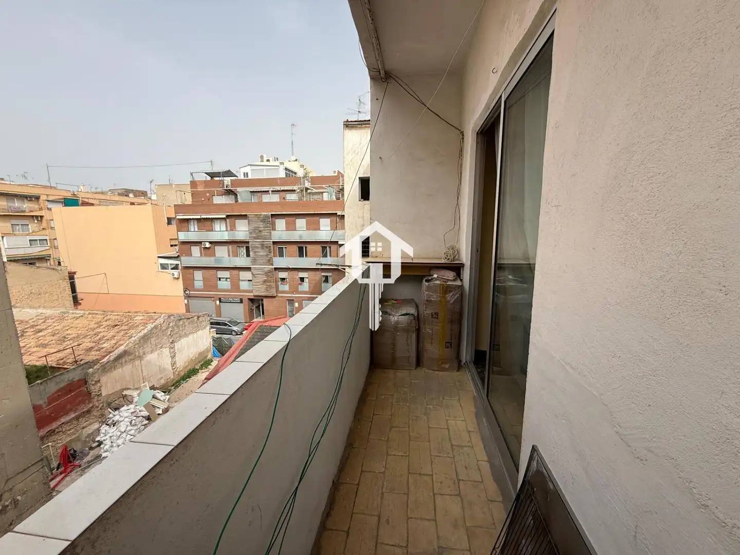 Apartamento en venta en Calle MAESTRO ALONSO, Altozano - Conde Lumiares