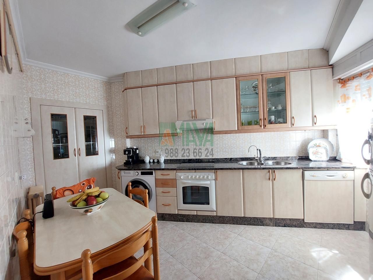 Kitchen of Flat for sale in Ourense Capital   with Heating, Storage room and Furnished