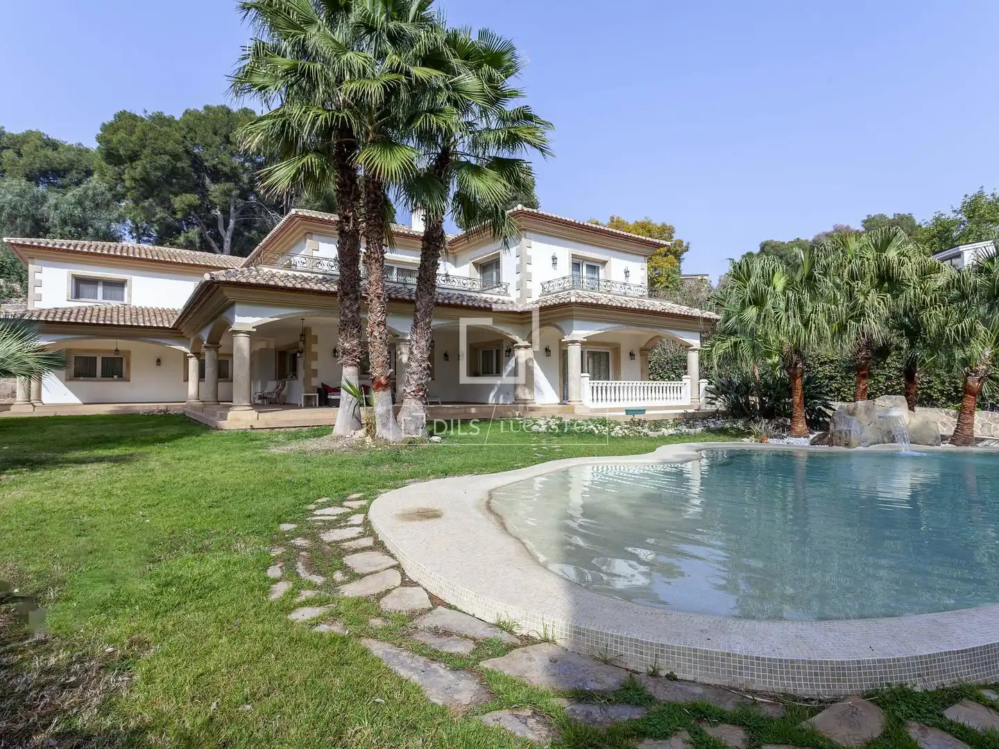 Jardí de Casa o xalet en venda en Rocafort amb Aire condicionat, Calefacció i Jardí privat