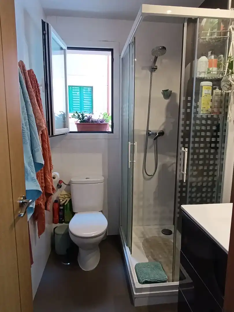 Bany de Apartament en venda en Madrid