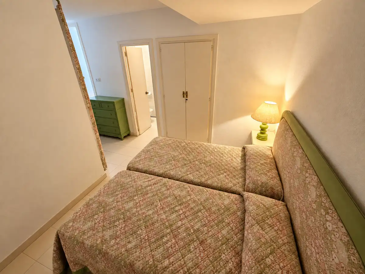 Bedroom of Flat for sale in San Pedro de Alcántara