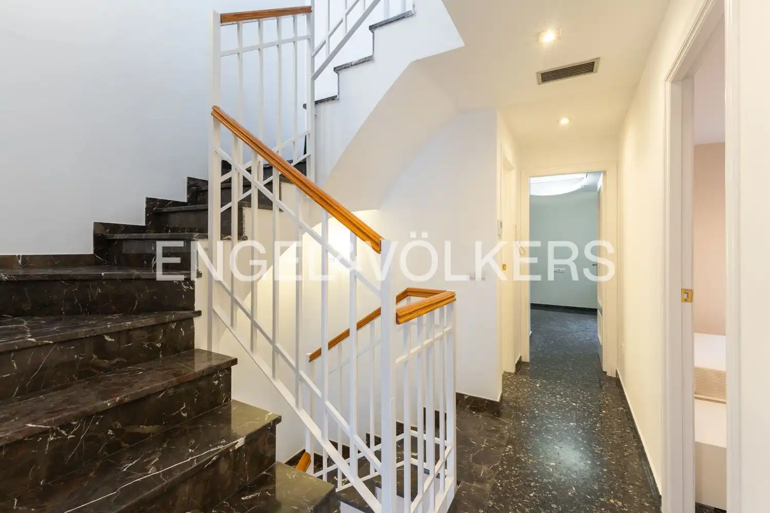 Casa a schiera in affitto a Calle Torre del Campo, imagen 23