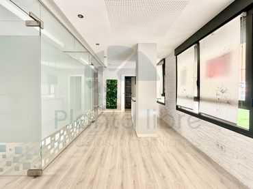Oficina en venda a Edificios Lirios (Los)