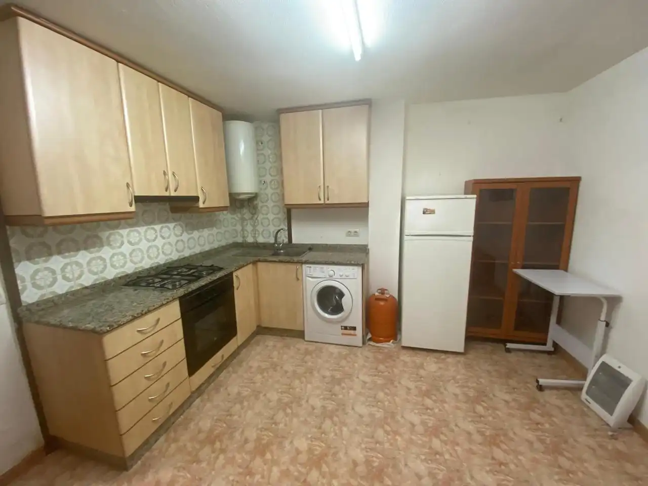Kitchen of Flat for rent in Santiago de Compostela   with Furnished