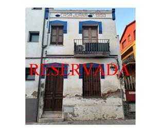 Vista exterior de Casa adosada en venda en La Garriga amb Aire condicionat, Calefacció i Terrassa