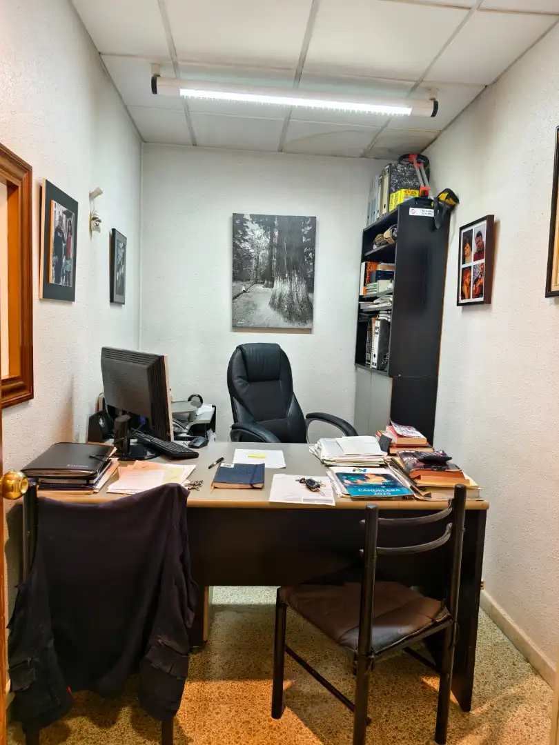 Local en venda en Barberà del Vallès amb Moblat