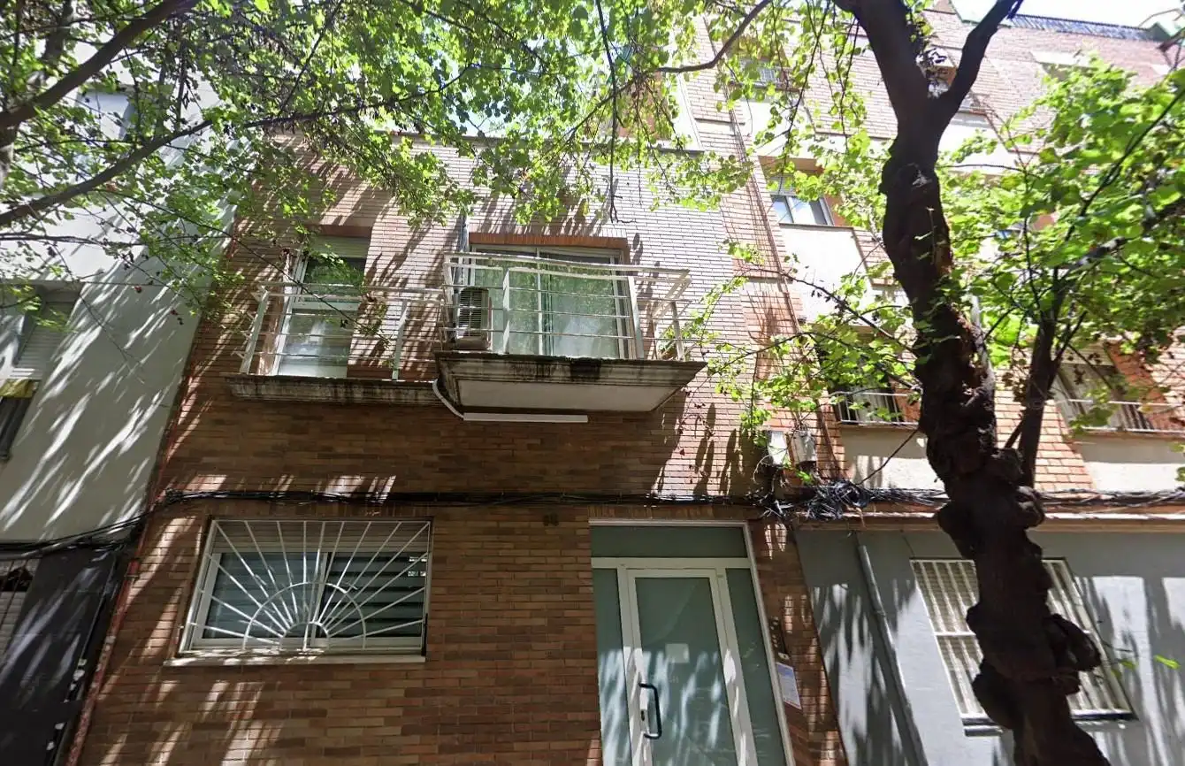 Flat for sale in Carrer Mare de deu de Lorda 96, imagen 2