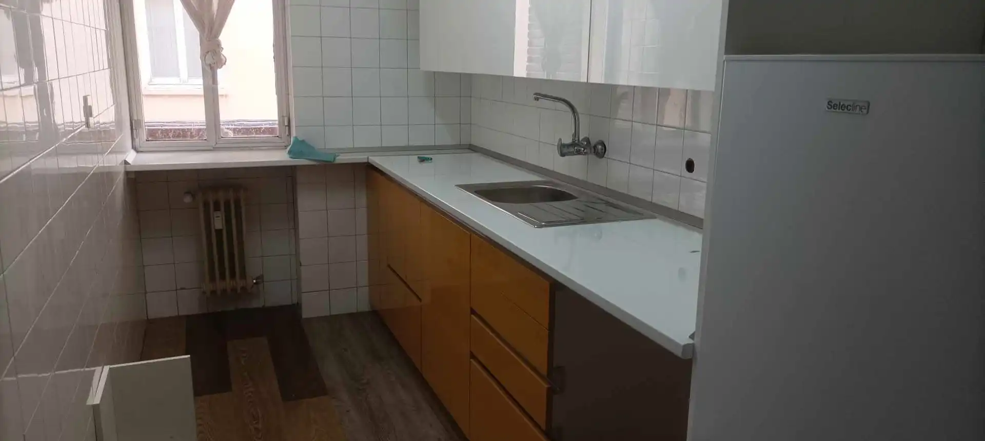 Cocina de Oficina de alquiler en Cuenca con Terraza
