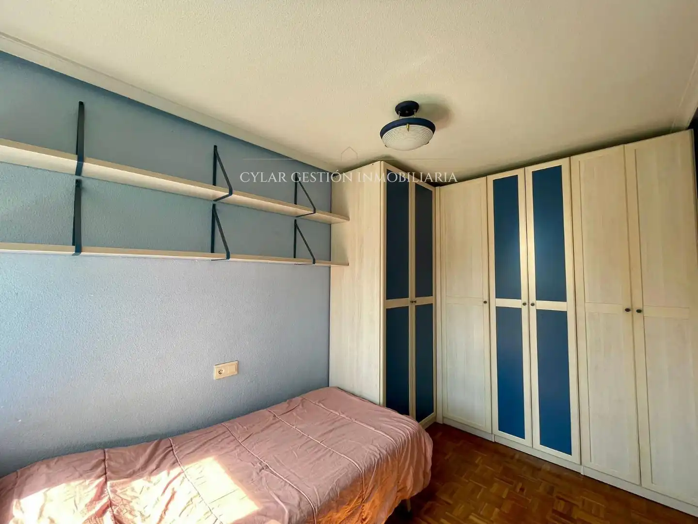 Habitación de Piso en venta en Salamanca con Calefacción, Terraza y Amueblado