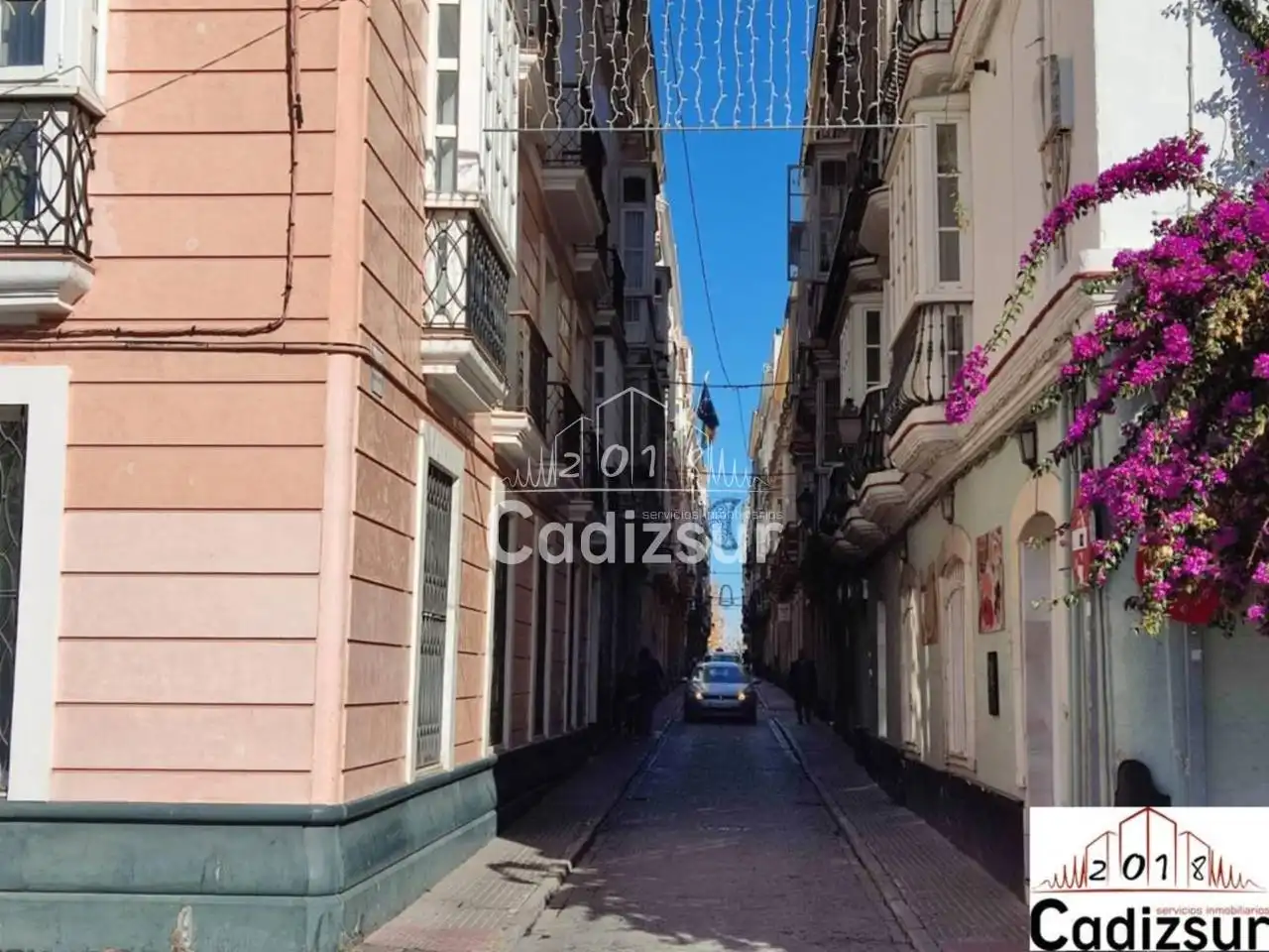 Exterior view of Apartments for rent in Cádiz