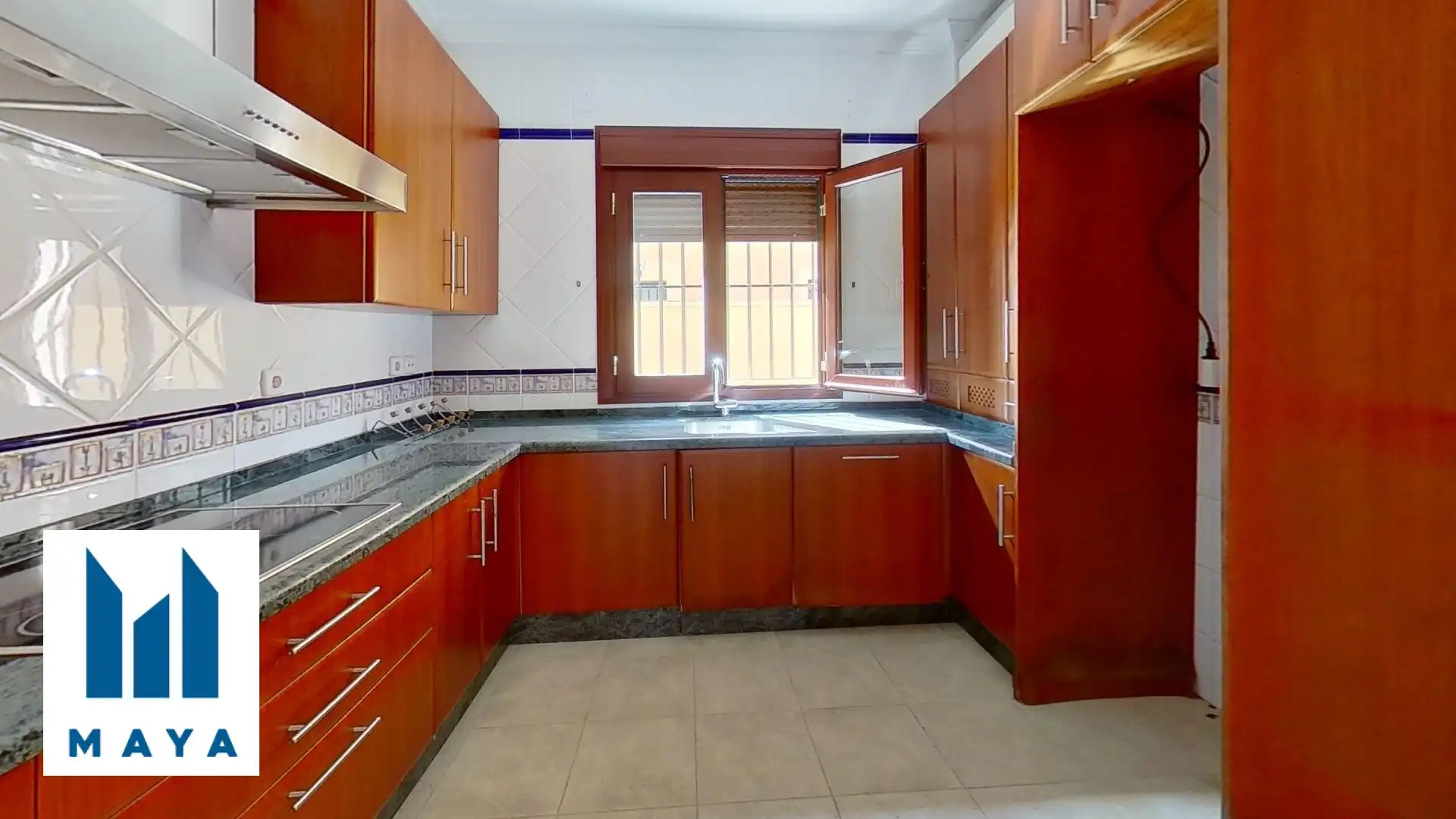 Kitchen of Houses for sale in La Rinconada