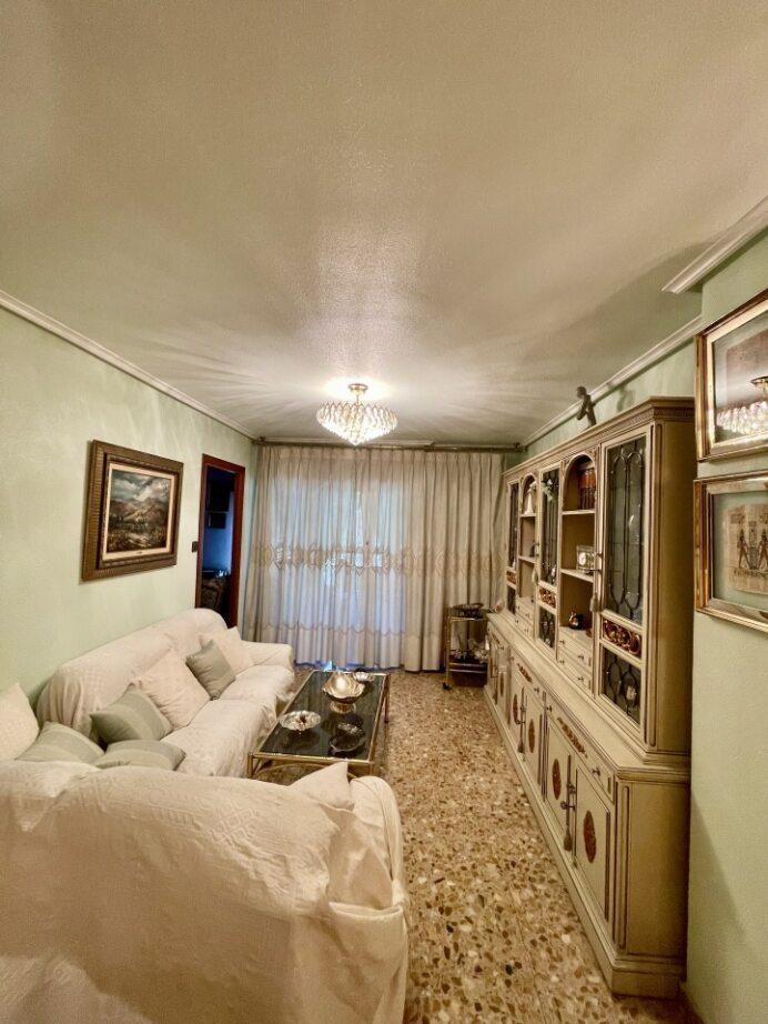 Sala d'estar de Pis en venda en  Zaragoza Capital amb Calefacció, Terrassa i Traster