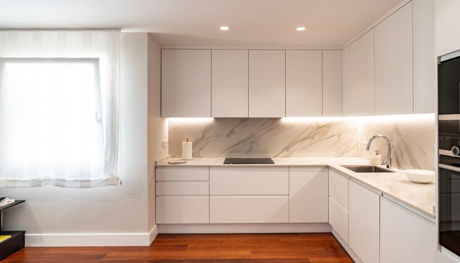 Foto 1 de Pis en venda a Paseo de la Reina Cristina, Jerónimos, Madrid