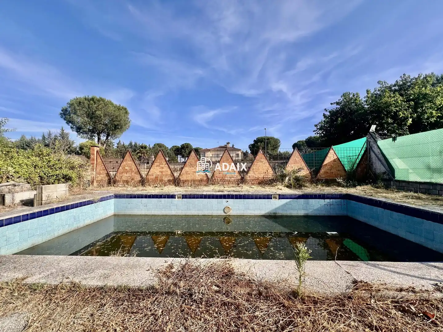 Swimming pool of Residential for sale in Malpartida de Cáceres