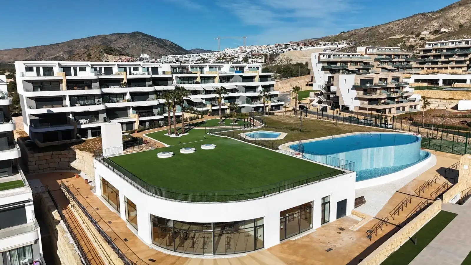 Wohnung mit Pool zum Verkauf in Avenida d'America, imagen 3