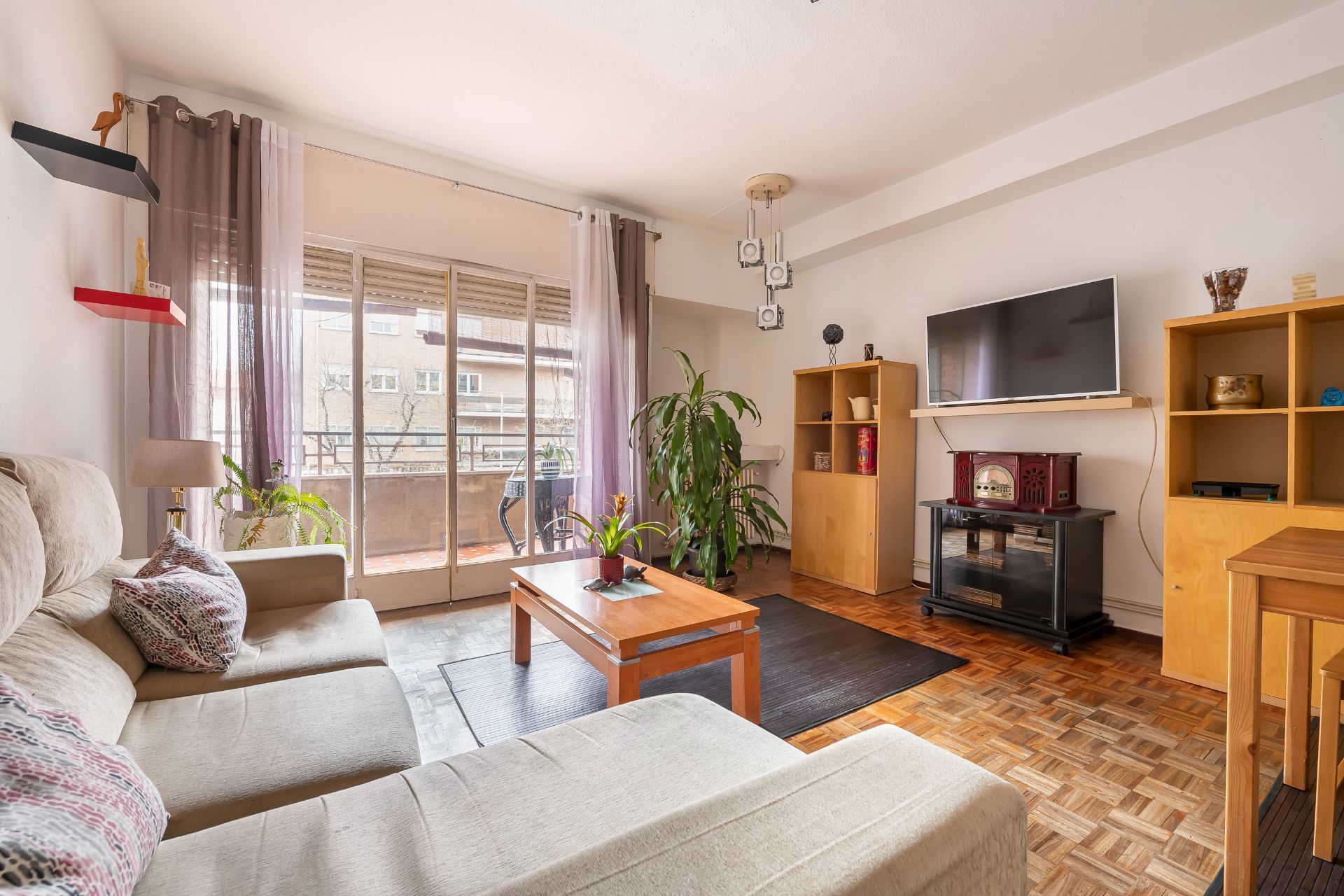 Living room of Apartment for sale in  Madrid Capital  with Heating and Terrace