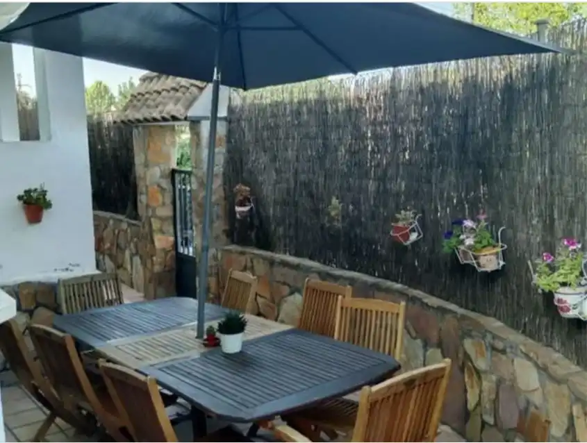 Terrassa de Casa adosada en venda en Navalagamella amb Aire condicionat, Calefacció i Jardí privat