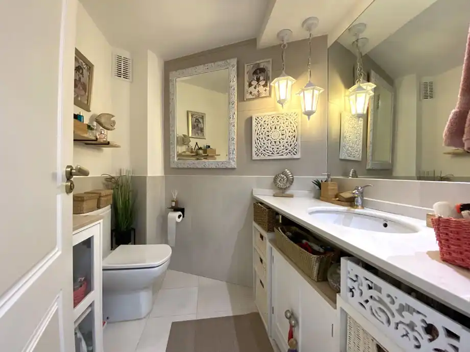 Baño de Piso en venta en Vitoria - Gasteiz con Calefacción y Terraza