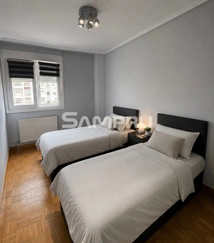 Bedroom of Flat for sale in Vitoria - Gasteiz  with Heating, Private garden and Storage room