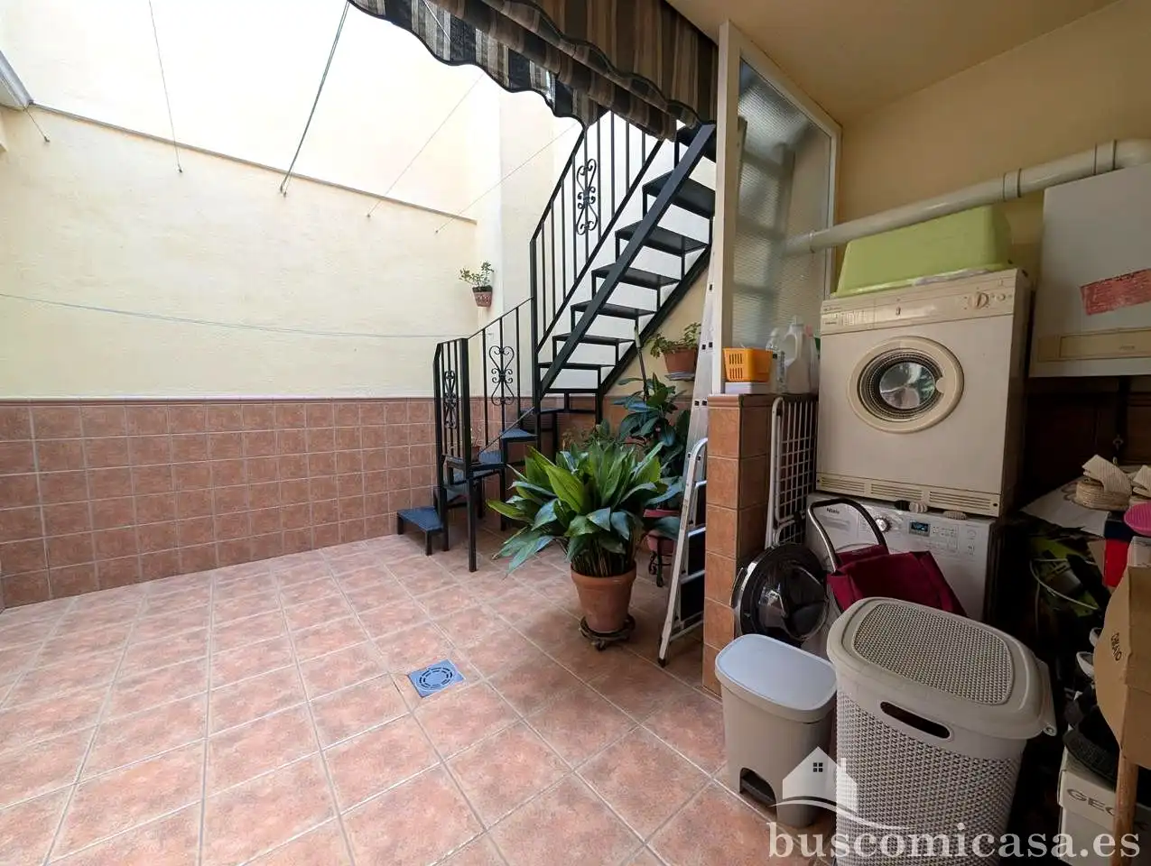 Terrassa de Casa o xalet en venda en Linares amb Aire condicionat, Calefacció i Jardí privat
