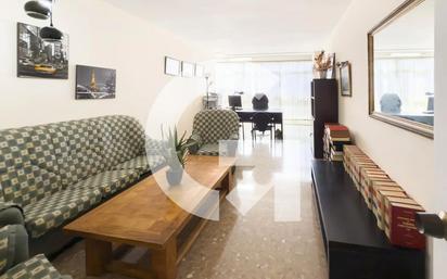 Sala d'estar de Pis en venda en Vélez-Málaga amb Terrassa, Forn i Balcó