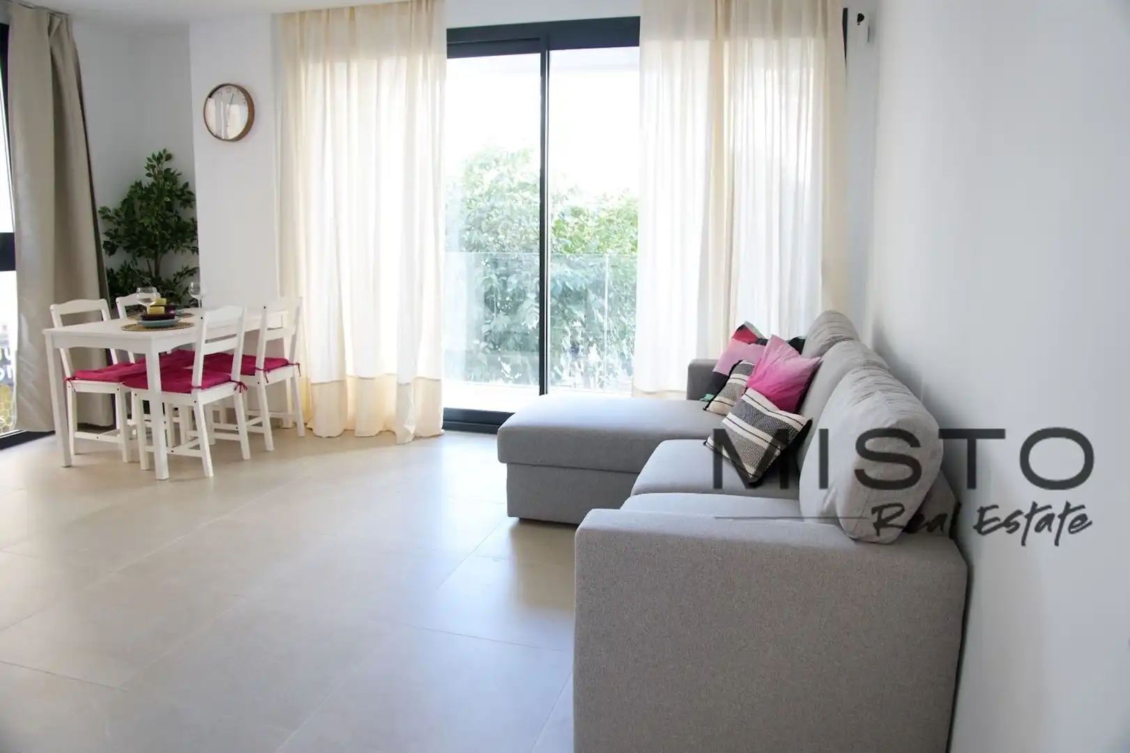Flat with lift for sale in CALLE LEGAZPI  Es: Pl: Pt:B ESTEPONA (MÁLAGA), imagen 6