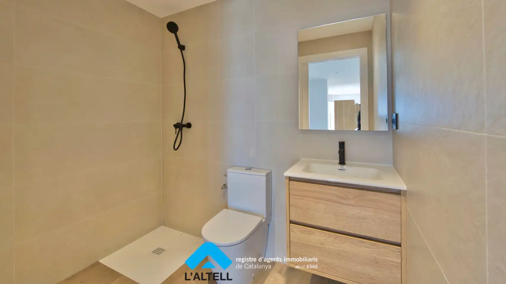 Bany de Casa o xalet en venda en L'Ametlla del Vallès amb Aire condicionat, Calefacció i Jardí privat