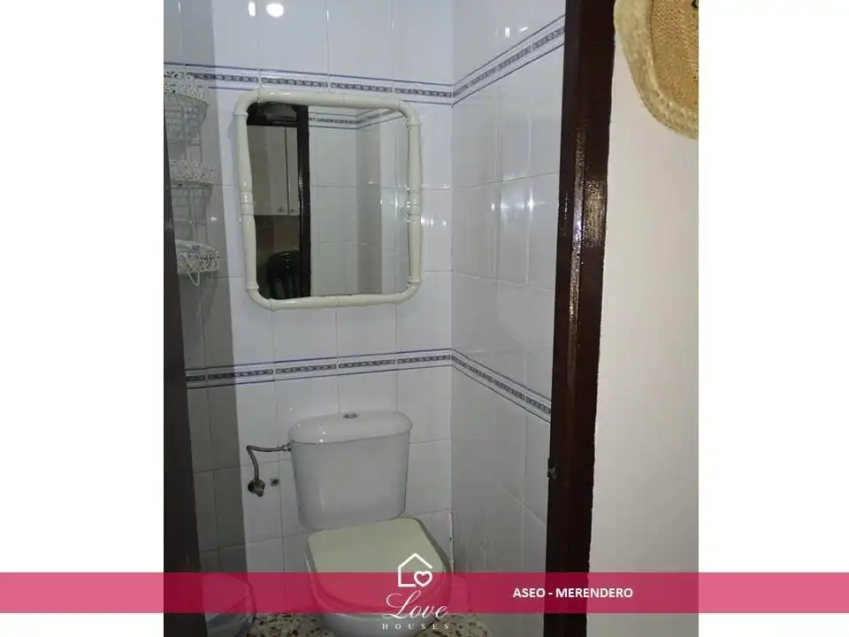 Bathroom of Houses for sale in Chiclana de la Frontera  with Air Conditioner, Heating and Private garden