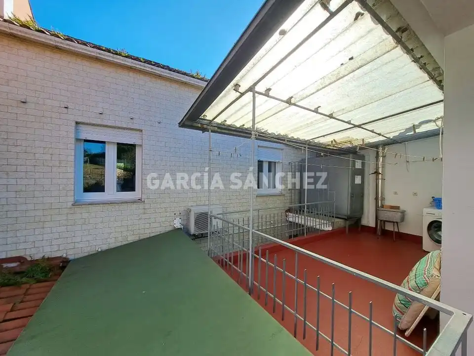 Terrassa de Casa adosada en venda en A Pobra do Caramiñal amb Aire condicionat, Calefacció i Terrassa