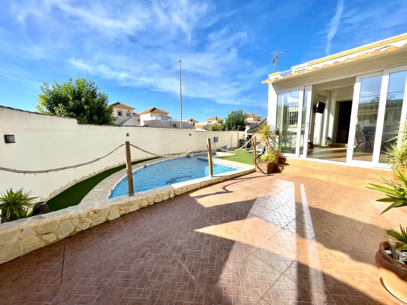 Swimming pool of Houses for rent in San Fulgencio  with Air Conditioner, Heating and Private garden