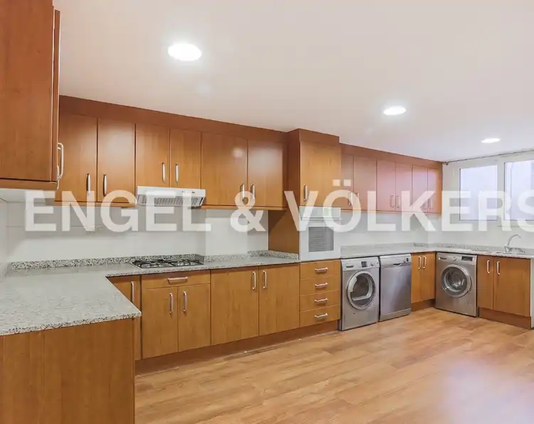 Küche von Wohnung zur Miete in Valencia mit Klimaanlage, Heizung und Balkon