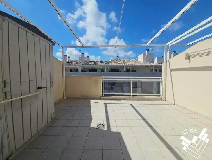 Penthouse with lift for sale in Calle VILANOVA D'AVINYO