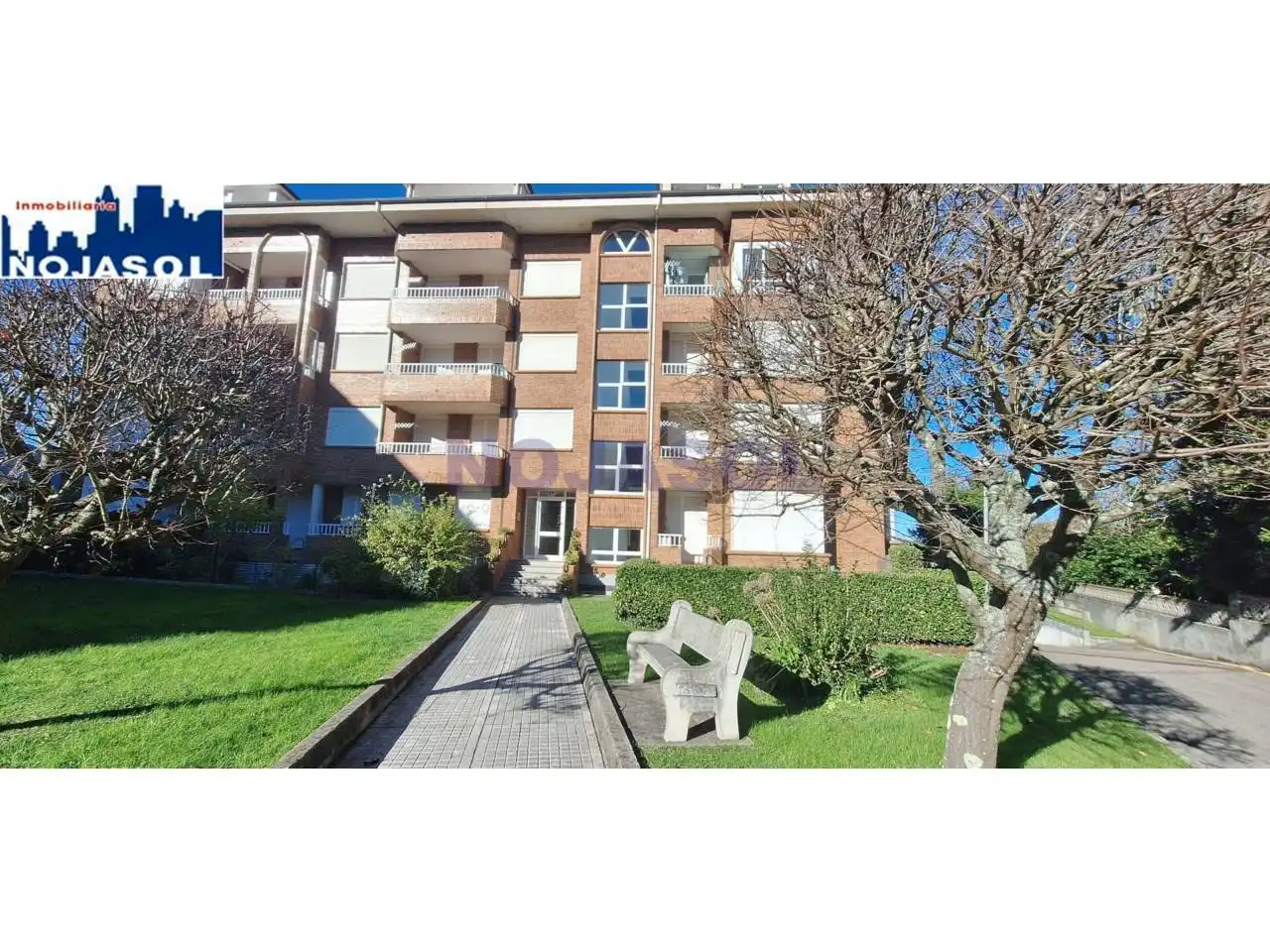 Vista exterior de Apartamento de alquiler en Noja con Calefacción, Parquet y Terraza