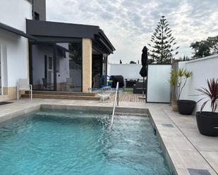 Piscina de Casa o xalet en venda en El Puerto de Santa María amb Aire condicionat, Calefacció i Jardí privat