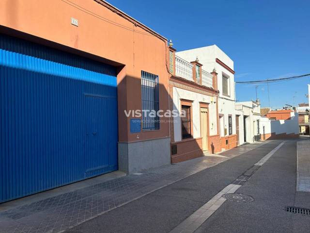 Nave industrial en Venta en Mairena del Alcor