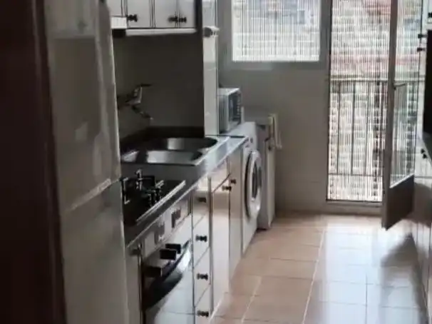 Kitchen of Flat for share in Barris Marítims