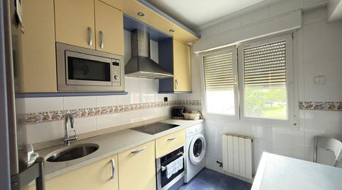 Foto 3 de Piso en venta en Zaratamo, Bizkaia