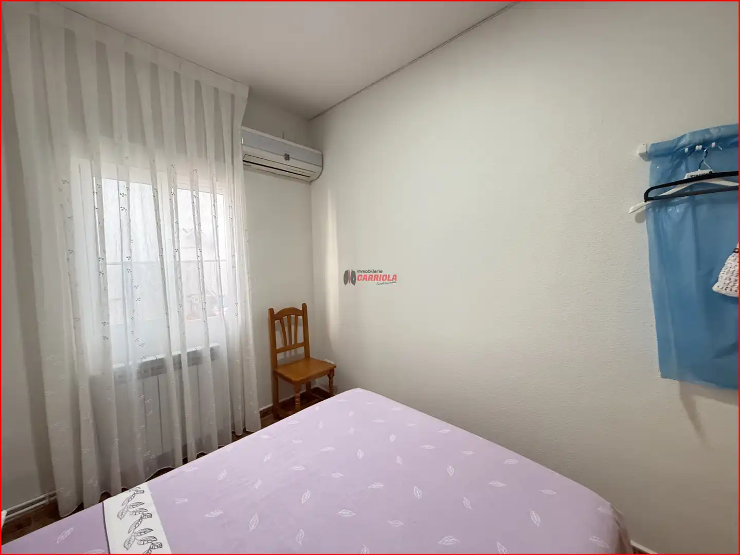 Habitación de Casa adosada en venta en El Casar de Escalona con Aire acondicionado, Calefacción y Trastero