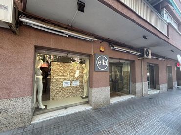 Locale commerciale in vendita a SANTA MARIA DE MAZZAREL·LO 80