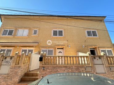 Dúplex amb balcó en venda a Los Porches