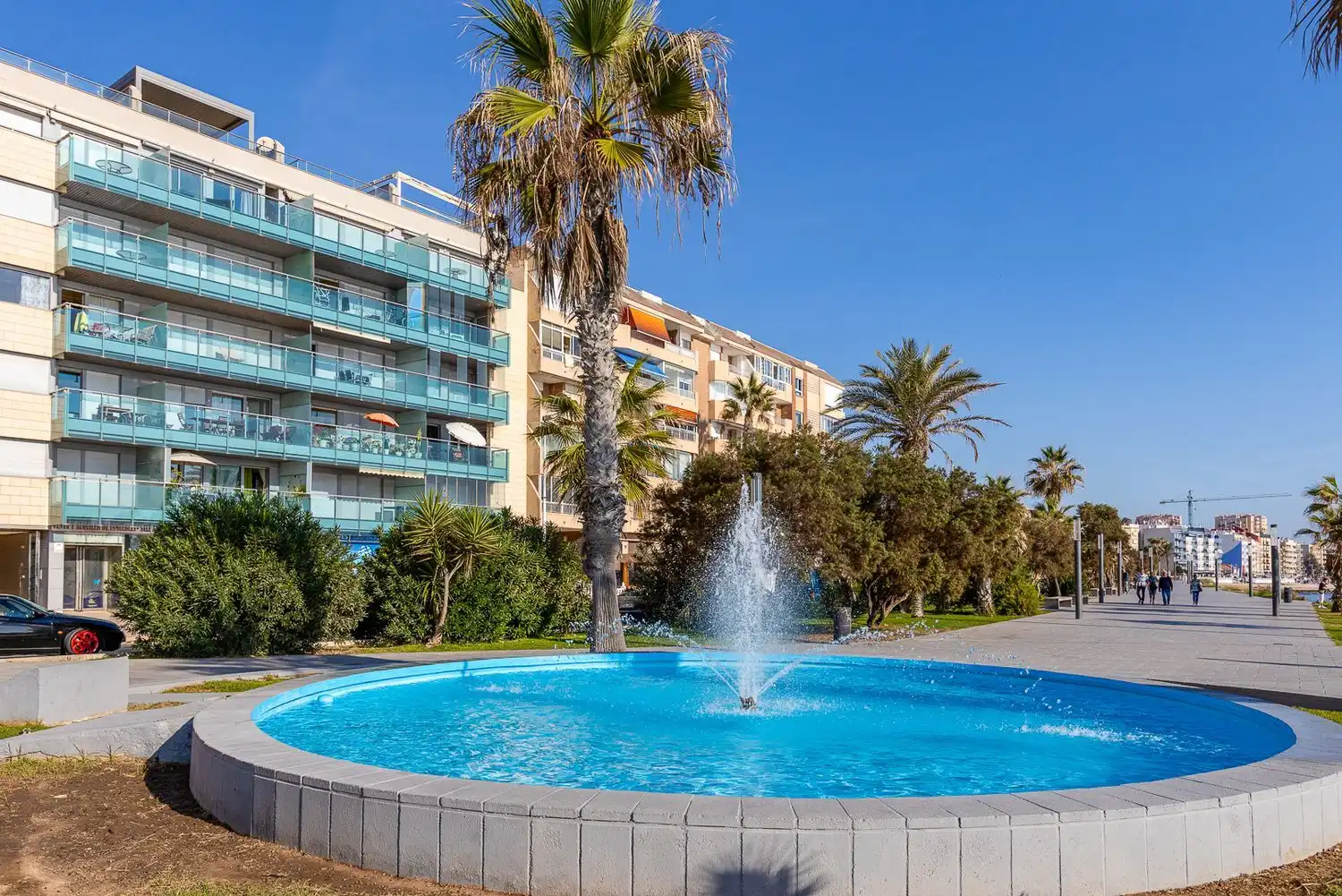 Piscina de Ático en venta en Torrevieja con Aire acondicionado, Terraza y Amueblado