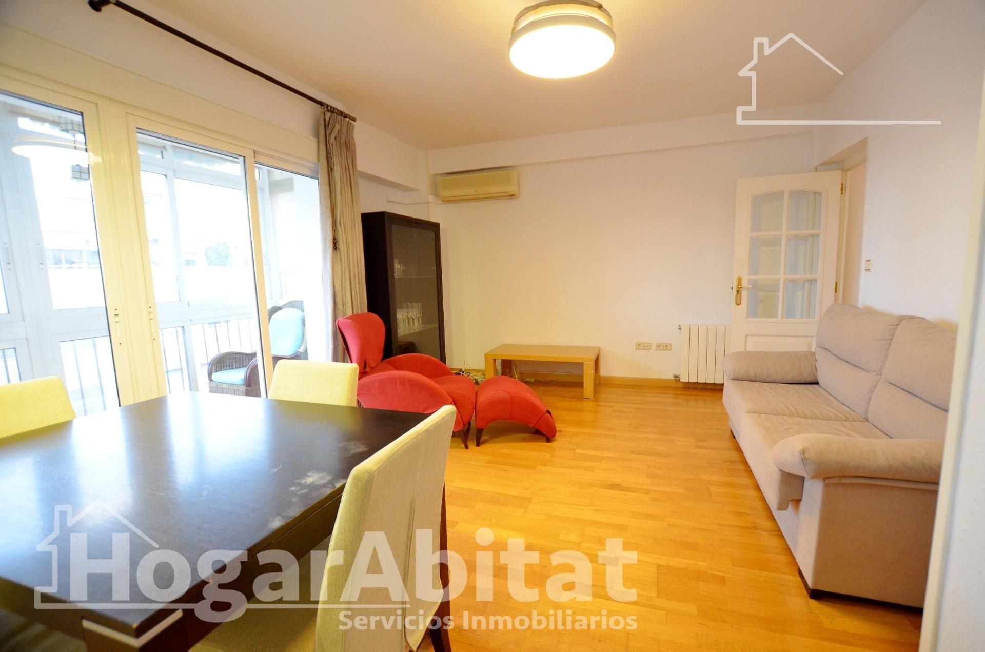 Wohnzimmer von Wohnung zum Verkauf in Alicante / Alacant mit Klimaanlage, Parkett und Terrasse