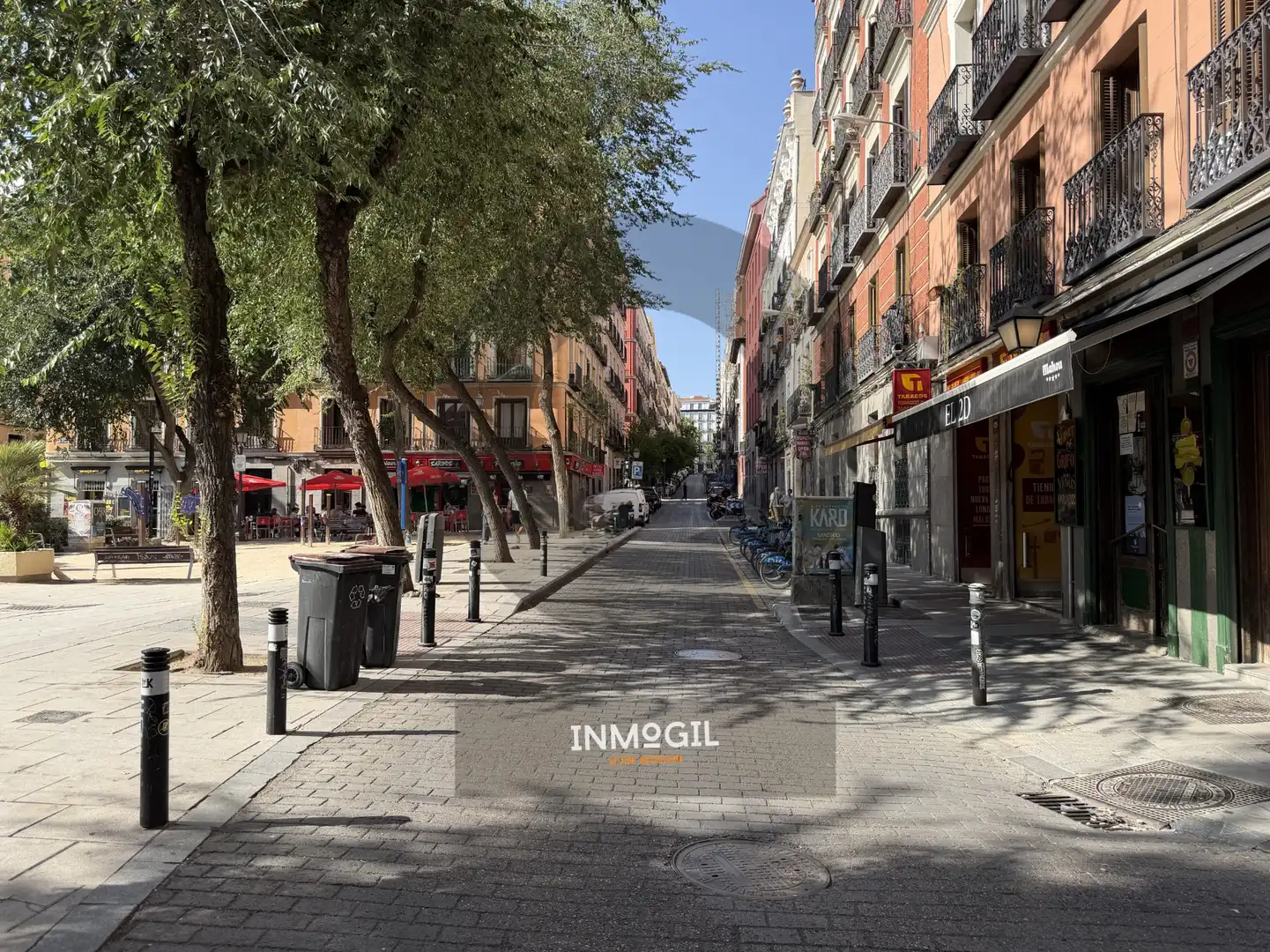 Exterior view of Study for rent in Madrid  with Air Conditioner, Heating and Parquet flooring