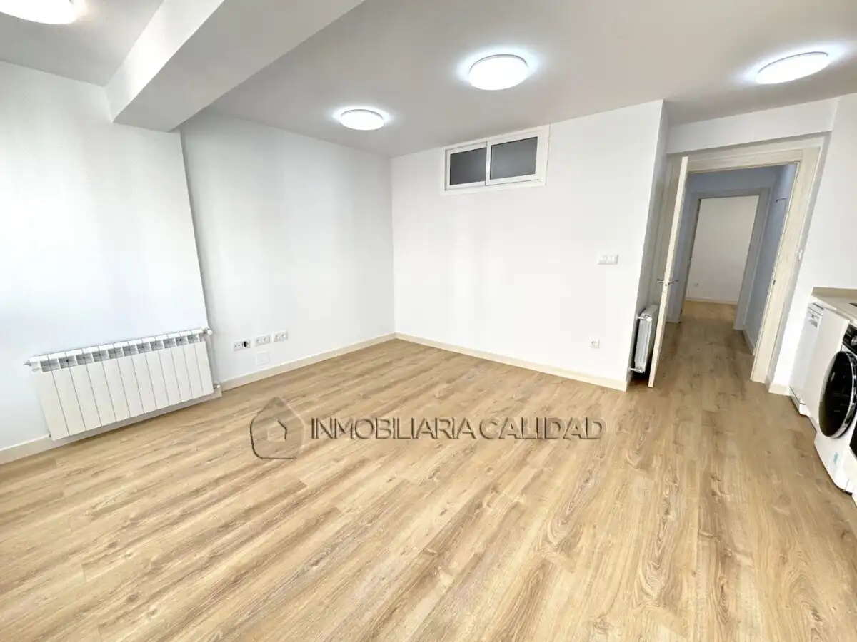 Piso en venta en Burgos con Calefacción