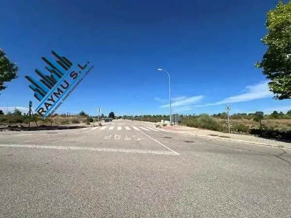 Exterior view of Residential for sale in Las Castañeras - Bulevar