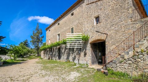 Impresionante finca rústica situada en plena Serra de Tramontana entre los municipios de Pollensa y Lluch