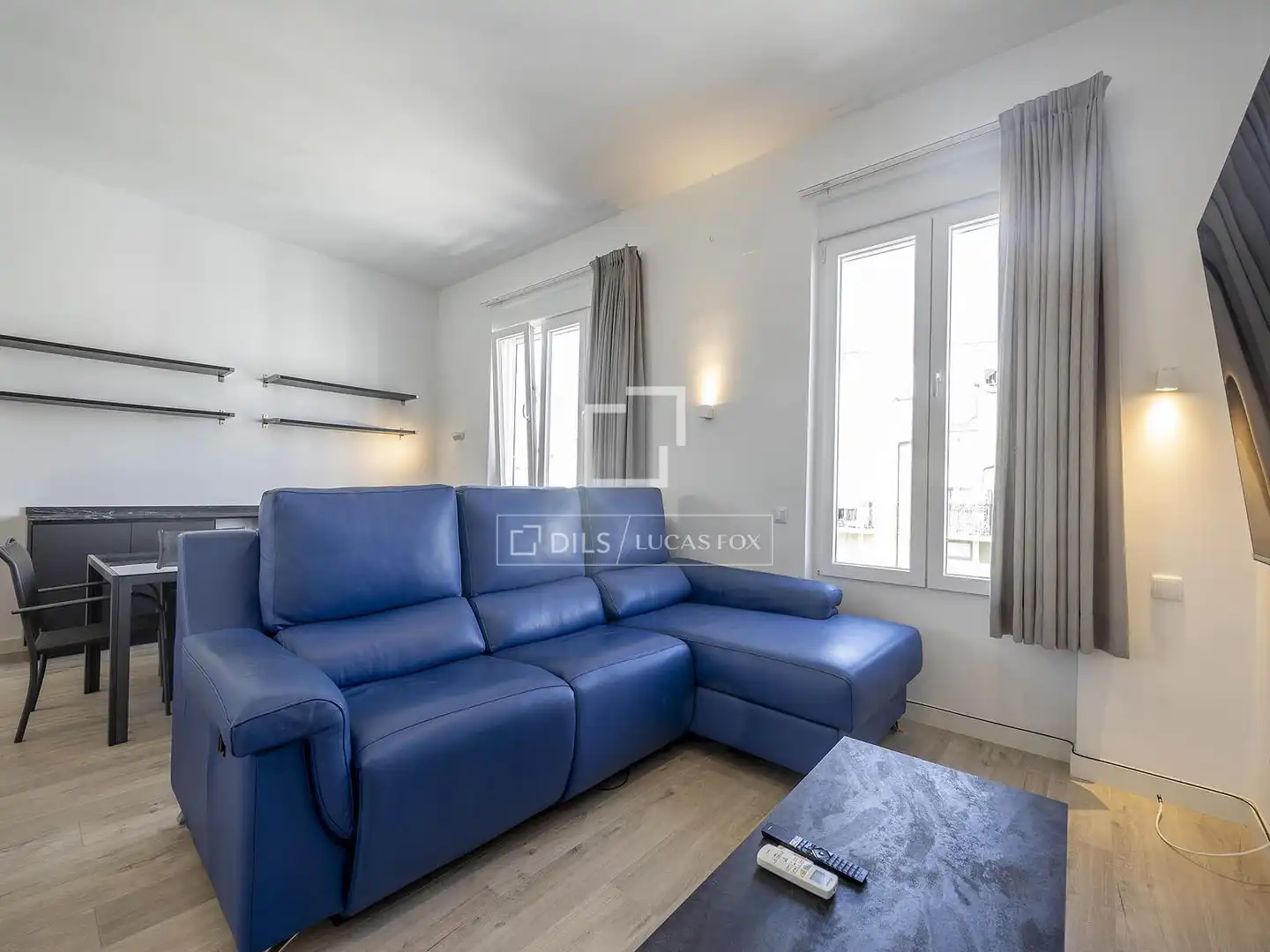 Flat with terrace to rent in L'Eixample, imagen 4