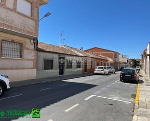 Vista exterior de Casa adosada en venda en Ciudad Real Capital